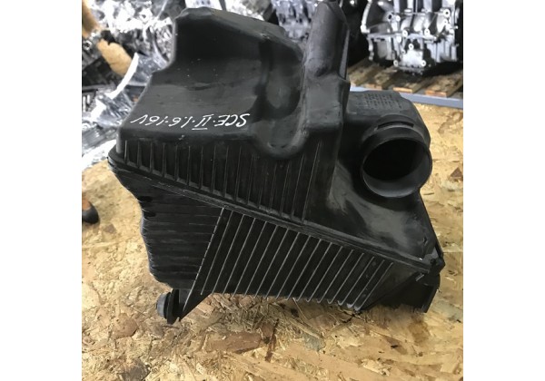 Корпус повітряного фільтра Renault Megane 2, Scenic 2, 1.6 16V, 8200176558, 8200369755, 8200369806, 8200401500, 8200401505